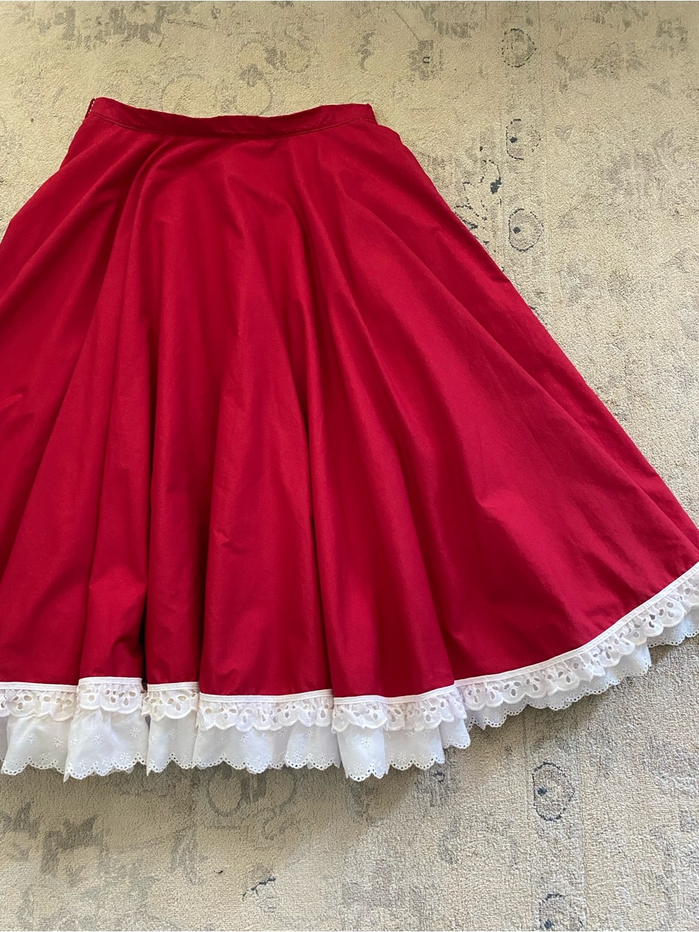 Vintage Handmade Full Circle Skirt Red White Lace Medium Large Dance Dancing